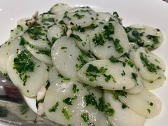 荠菜肉丝炒年糕-新吉士·上海菜(浦东LCM置汇旭辉店)