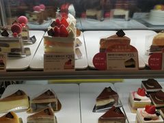 面包甜点陈列柜-巴黎贝甜(杨浦宝地店)
