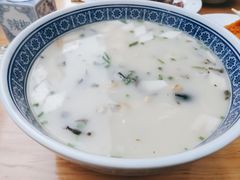 鲍蛏海鲜面-沪西老弄堂面馆(定西路店)