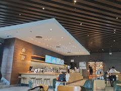 -星巴克臻选(济南万达店)