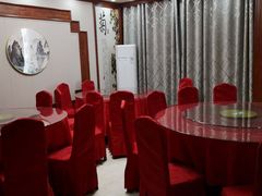 包厢-万佛湖许老大铁锅鱼(黑金冠店)