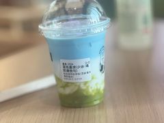 -抱抱地球咖啡馆(国家海洋博物馆店)