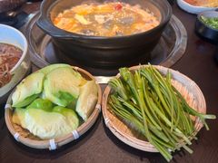 -芸鲜季·云南野生菌餐厅· 云南风物味研社(闵行店)