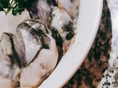 -老牌坊云南鱼豆花火锅(哈西万达店)
