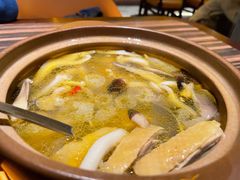 4小时的土鸡汤-江太极江浙菜(马桥万达广场店)