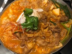 招牌臭臭锅-8锅臭臭锅·正宗台湾小火锅(中心五路店)