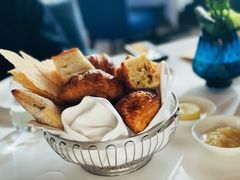 -AZUR聚(香格里拉饭店)