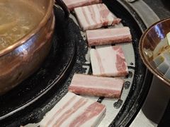 纳西烤肉-阿山卓·野生菌火锅·纳西火塘烤肉