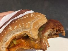 卤辣板烧鸡腿堡-麦当劳(帝豪店)