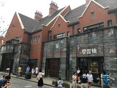 -钟书阁(松江泰晤士小镇店)