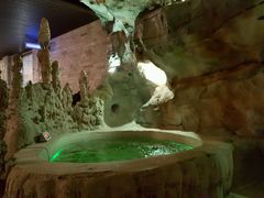 -泉城欧乐堡戏水湾艺术养生温泉