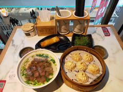 -馋三尺蟹粉小笼(人民广场店)