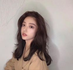 -MOVAN  HAIR莫凡匠人发型屋
