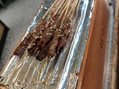 烤牛肉串-探鱼·鲜青椒爽麻烤鱼(苏宁广场店)