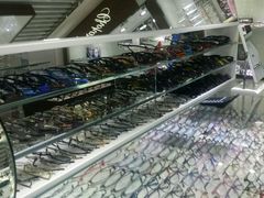 -华彬眼镜专业渐进配镜(潘家园店)