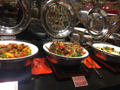 -四海一家自助餐(益田假日广场店)