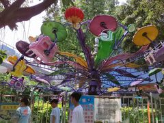 -顺德大良半月城游乐场