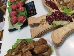 手锤牛筋丸（生）-三头牛·潮汕牛肉生蚝火锅 (夏湾店)