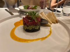 牛肉塔塔配牛油果黑橄榄酱-Solo(衡山路店)