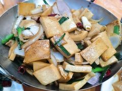 干锅千叶豆腐-老地方海鲜坊(步行街店)
