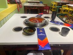-钢管厂五区小郡肝串串香火锅(人民广场店)