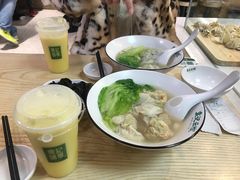 鲜虾蟹籽云吞-袁记云饺(鼓楼店)