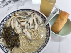 -明呈黄鱼面馆(斜土路店)