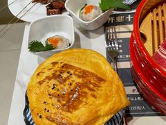 -金马门国际美食百汇(珞喻路店)