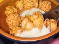 -牛YO寿喜烧·铁板烧和牛火锅自助(市府恒隆店)