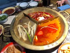 -叁口煮市井老火锅(春熙路店)