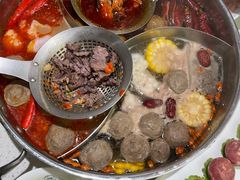 -潮牛壹号鲜牛肉火锅(光谷天地店)