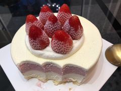 草莓椰子冰淇淋蛋糕-积慕Cake(解放大道店)