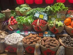 -吃饭皇帝大土家民族菜(正大广场店)
