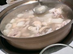 -烹然四季椰子鸡火锅(姚家园万象汇店)