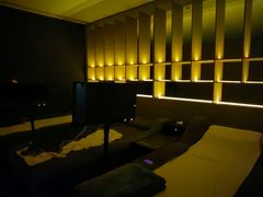 -涨巢·潮玩水疗局