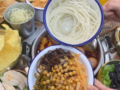 -顶上头·螺蛳火锅(五一新村店)