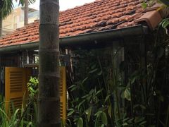 -Cuc Gach Quan Restaurant