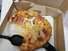 -必胜客(宝杨路宅急送店)