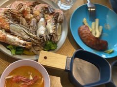 -荣耀.西式融合餐厅(留云湖店)