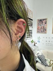 -AI艾耳·专业手工耳洞·穿孔美学馆