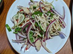 鸡丝拌桃仁-云隐小厨·传统大理美食(复兴路店)