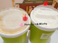 霸气草莓（芝士奶盖）-奈雪的茶(市百一店)