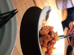 -蜜桃餐厅·伴山(湖滨商业街店)
