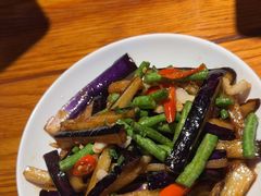 -柴窝堡22号辣子鸡·传承新疆菜