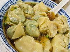 半菜半肉-古徽州馄饨店(宝安路店)