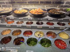 自助调料区-东道煮牛肉火锅(东盛大街店)