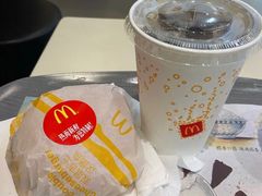 -麦当劳(民盈·国贸城店)