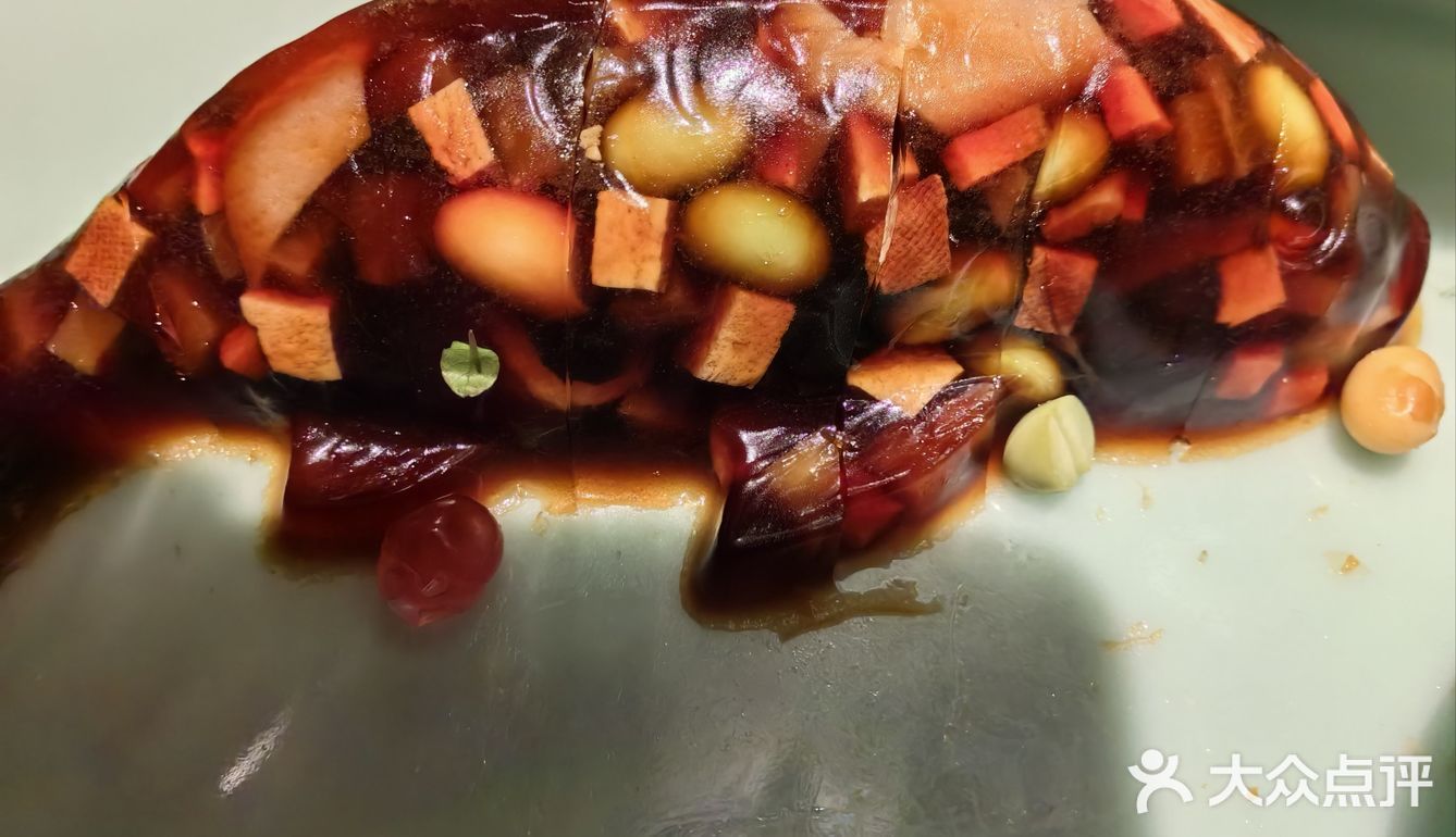 大概率周边都有一个四世同堂 寓意好,口味好,性价比佳