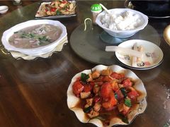 -乡巴佬鼎锅饭