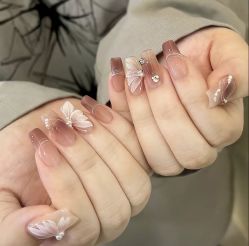 -IDO美甲美睫